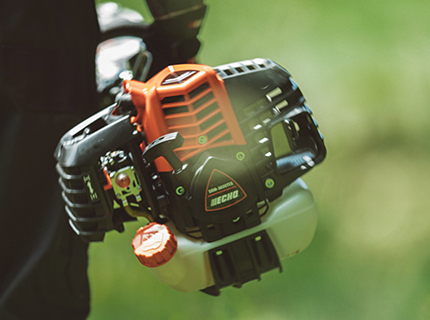 Choosing the Right Trimmer: A Guide for Spring Lawn Care